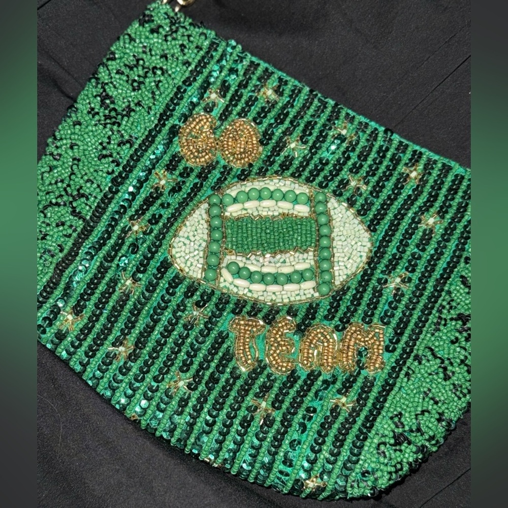 💚 Hand-Beaded “Go Team” Football Shoulder Bag – NWT 💚 - Picture 2 of 6